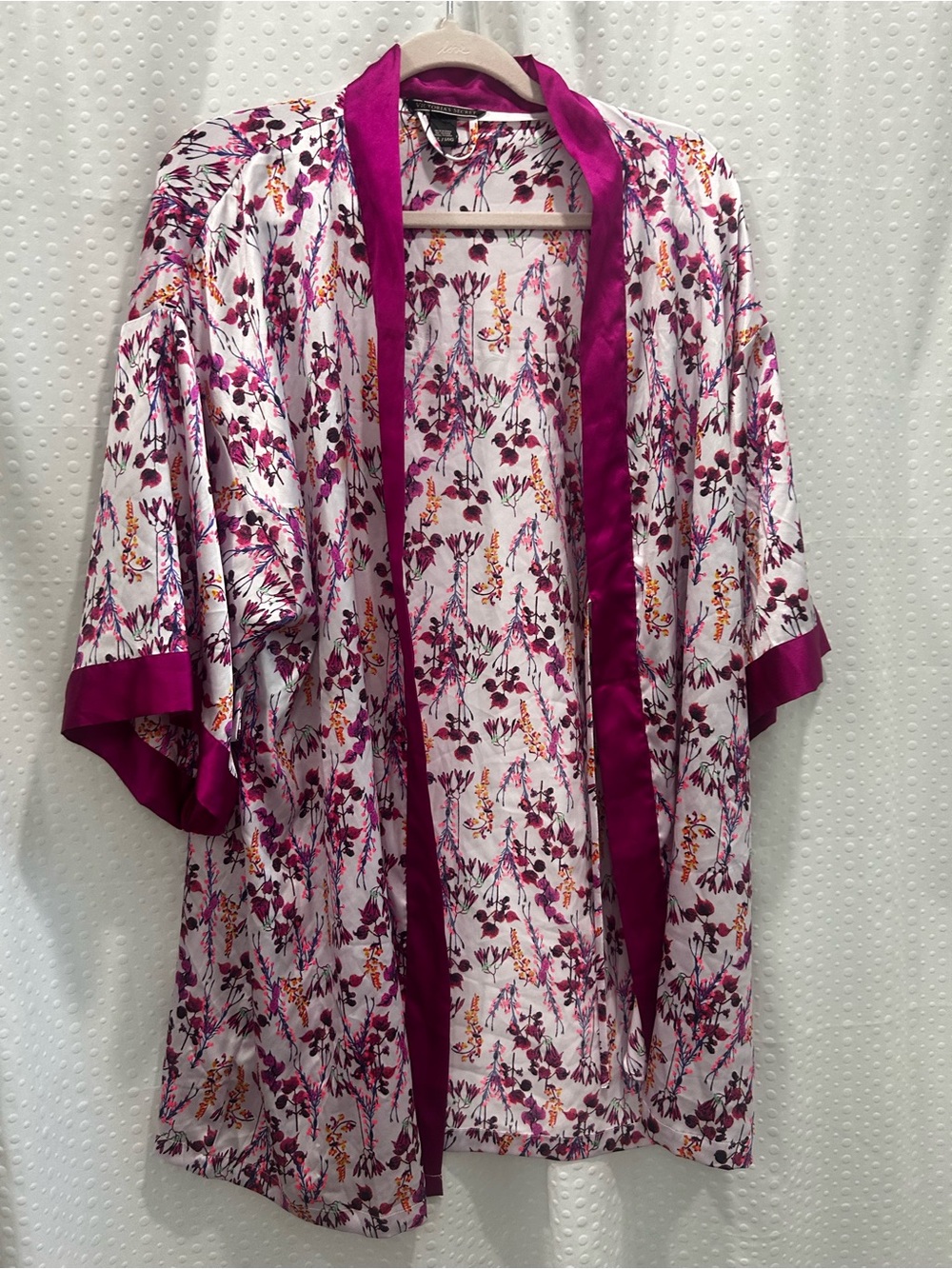 Victoria's Secret Floral Satin Kimono Robe with Magenta Trim